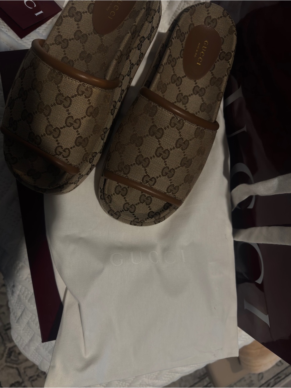 Gucci Beige Monogram Canvas Slide Sandals with Tan Trim - Picture 4 of 4